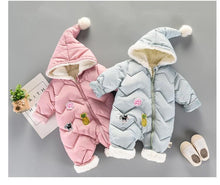 Charger l'image dans la galerie, Combinaison Bébé A Capuche - 9mois et moi