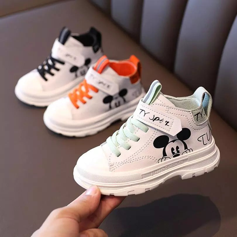 Chaussure bebe disney hot sale